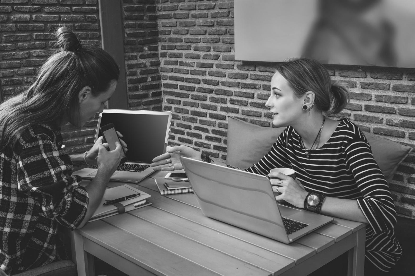 Interactive participation tools and real-time collaboration features